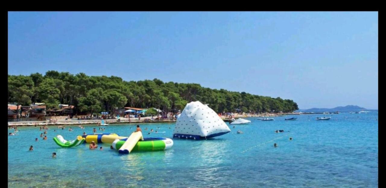 Mobile Home Biograd Na Moru Gapi House Exteriér fotografie
